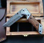 Hand Forged Damascus steel Pocket Folding Knife - Image 3